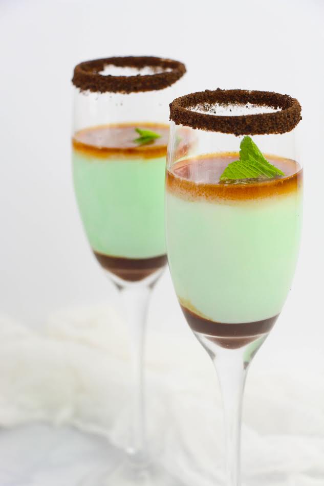 Girl Scout Cookies Cravings : Delicious Thin Mint Cocktail recipe by Sandy A La Mode