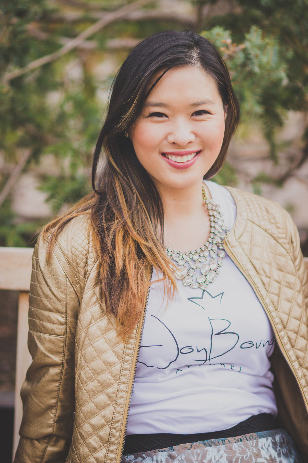 Sandy a la Mode | Fashion Blogger spreading joy with @Joyboundapparel