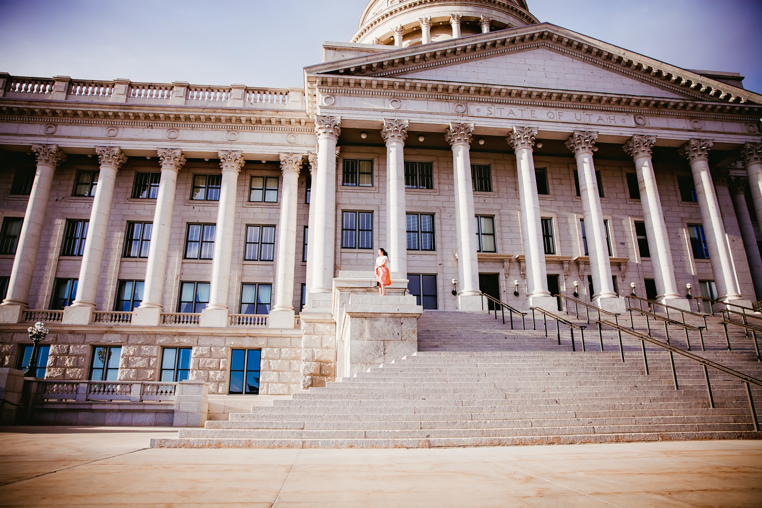 Sandy a la Mode | Fashion Blogger Graphic Tee and Pretty Skirt at Utah State Capitol