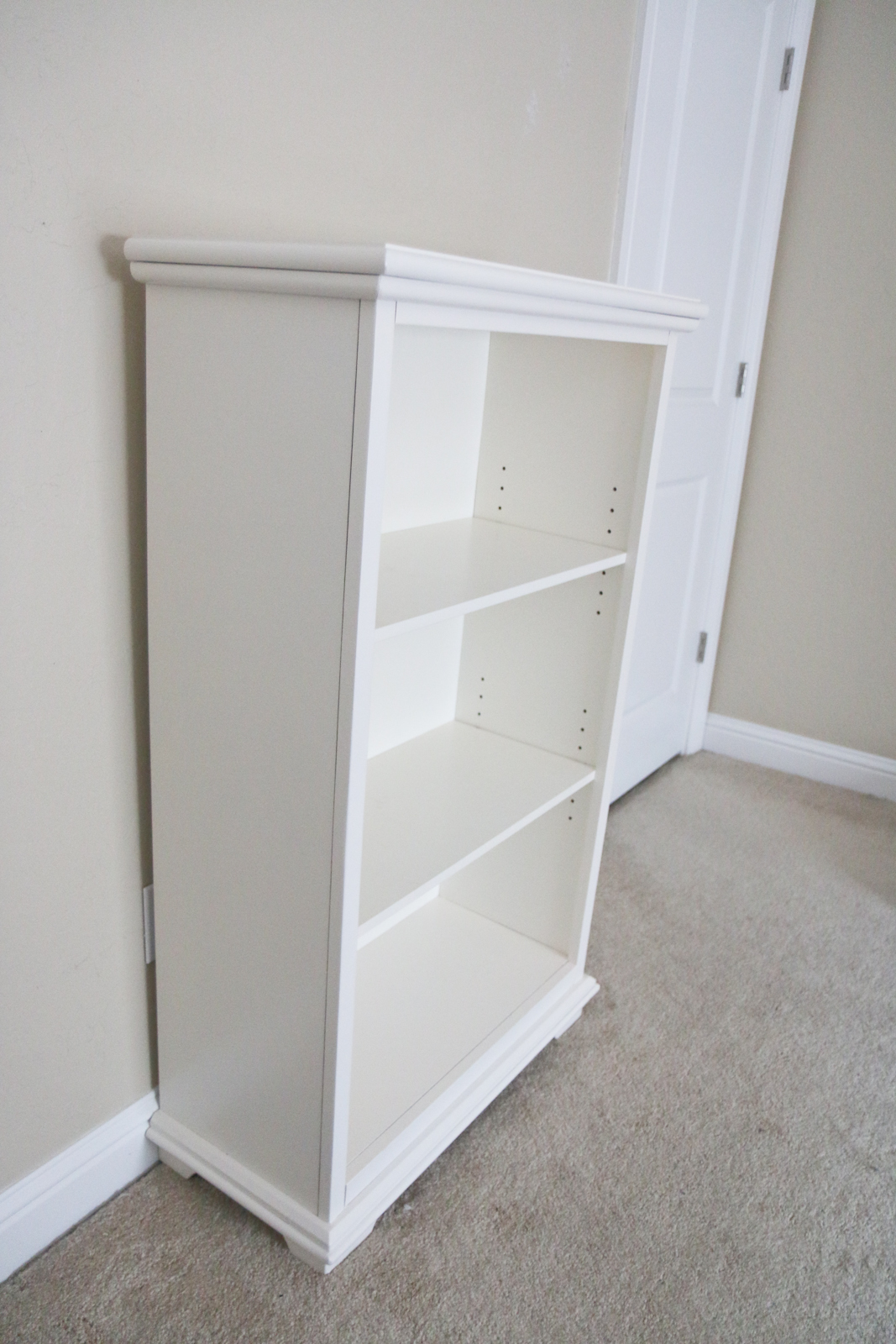 Sandy a la Mode | Blogger - DownEast Home Bookcase to DIY Baby Girl's Accessory Holder