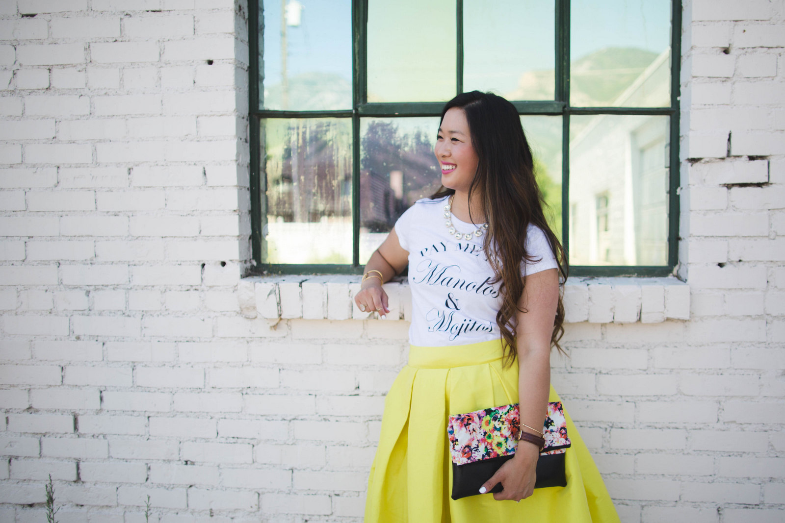Sandy a la Mode | Fashion Blogger Graphic Tee and Midi Skirt