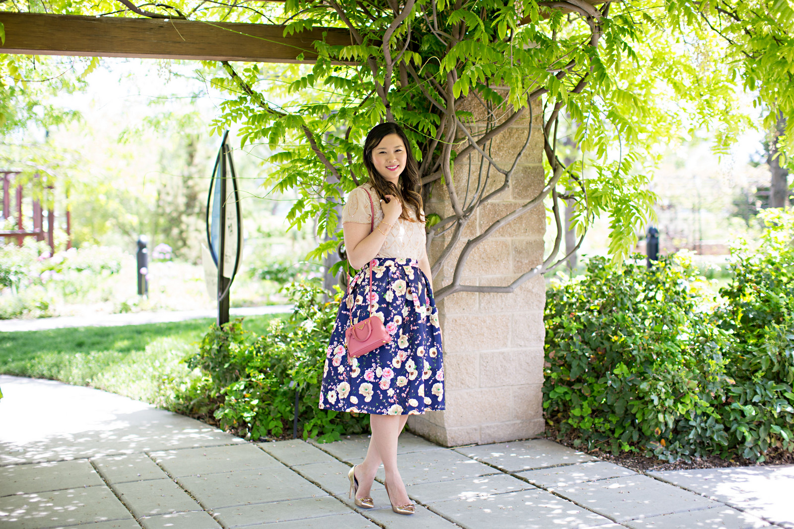 How to style a floral skirt