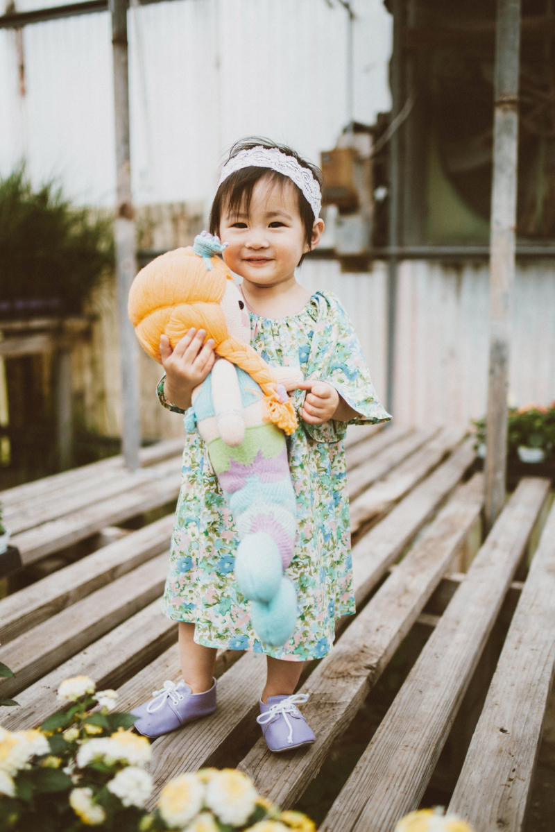 Mamas and Minis Style: Twinning Floral Dresses and Flats | SandyALaMode