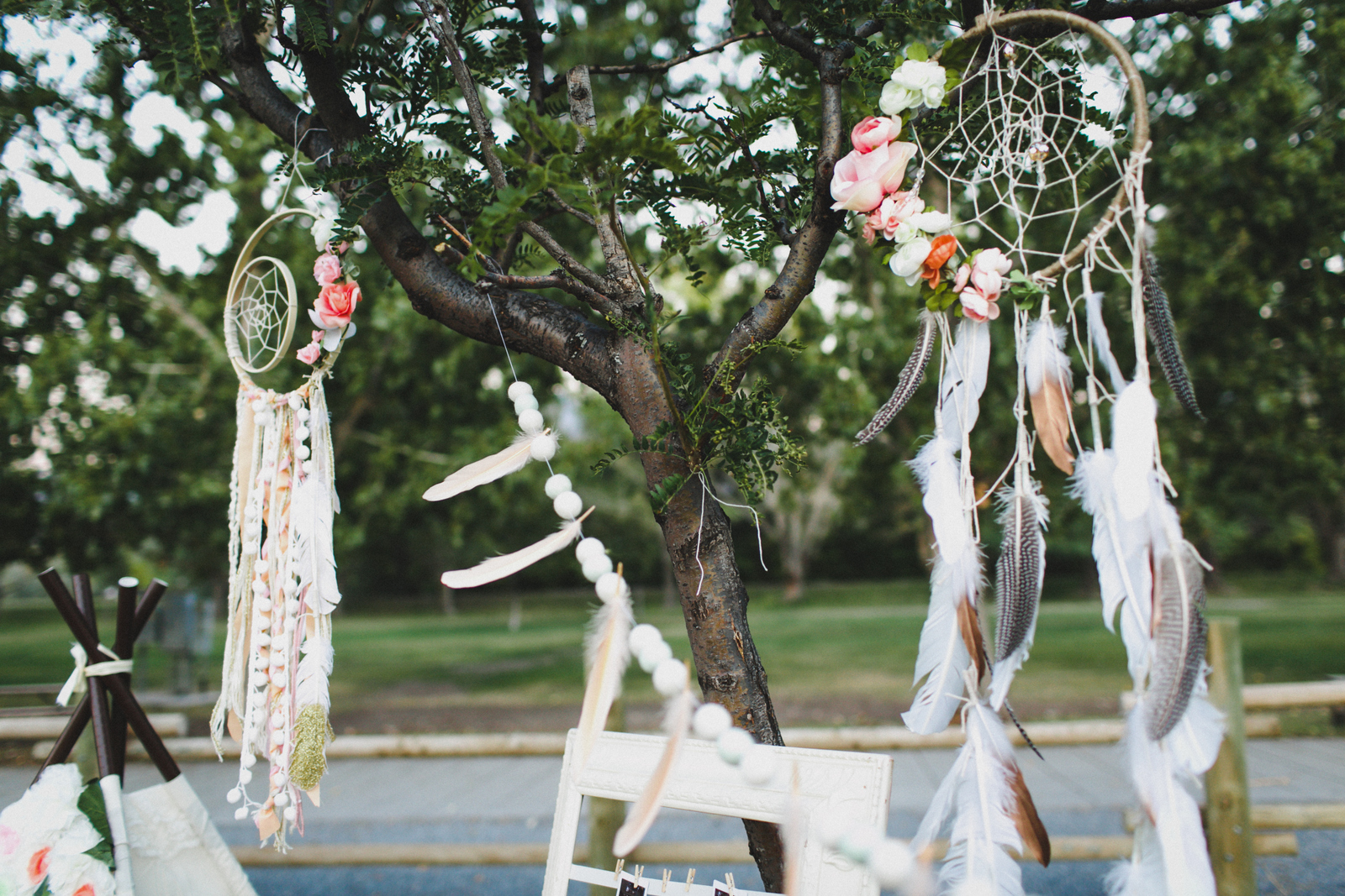 Boho birthday party dreamcatchers - Photo by Summer Nicole Photo