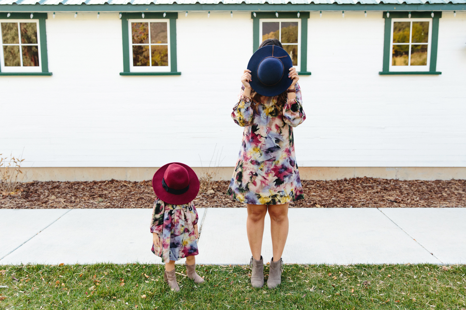 Mommy and Me Outfits: Watercolor Dresses by fashion blogger Sandy A La Mode
