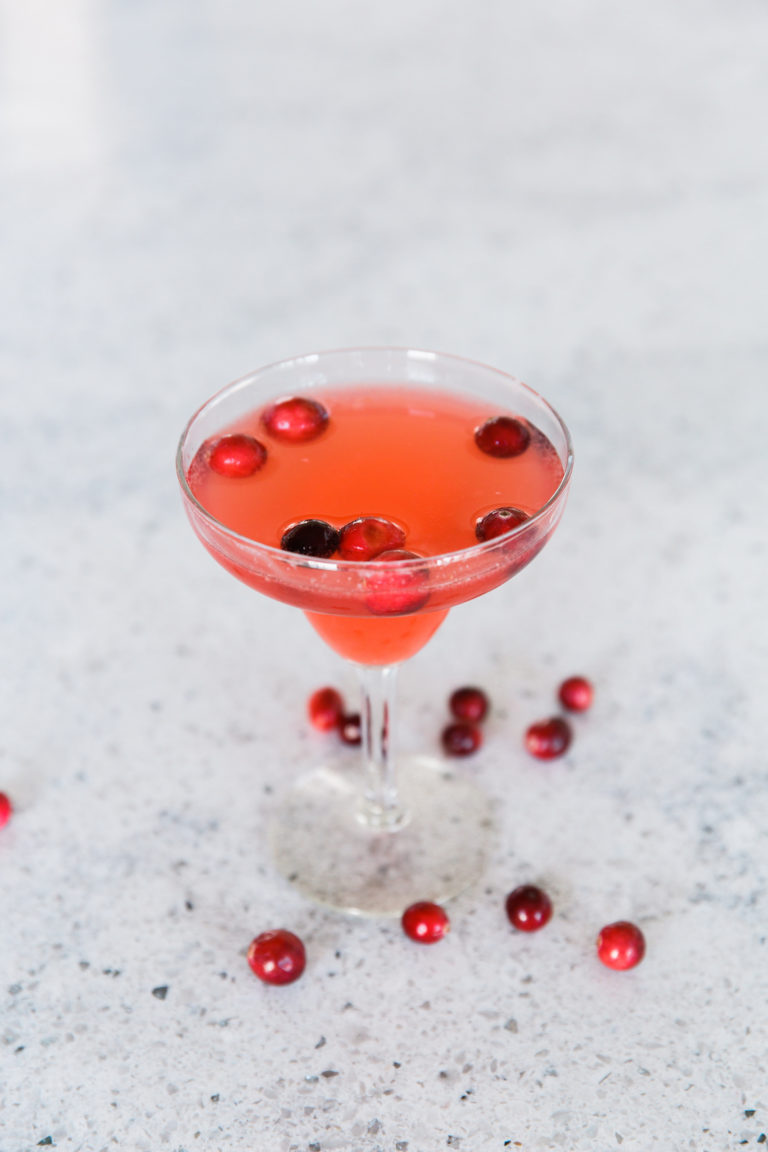 Vodka Cranberry Lemonade Cocktail MixedWithTrop SandyALaMode