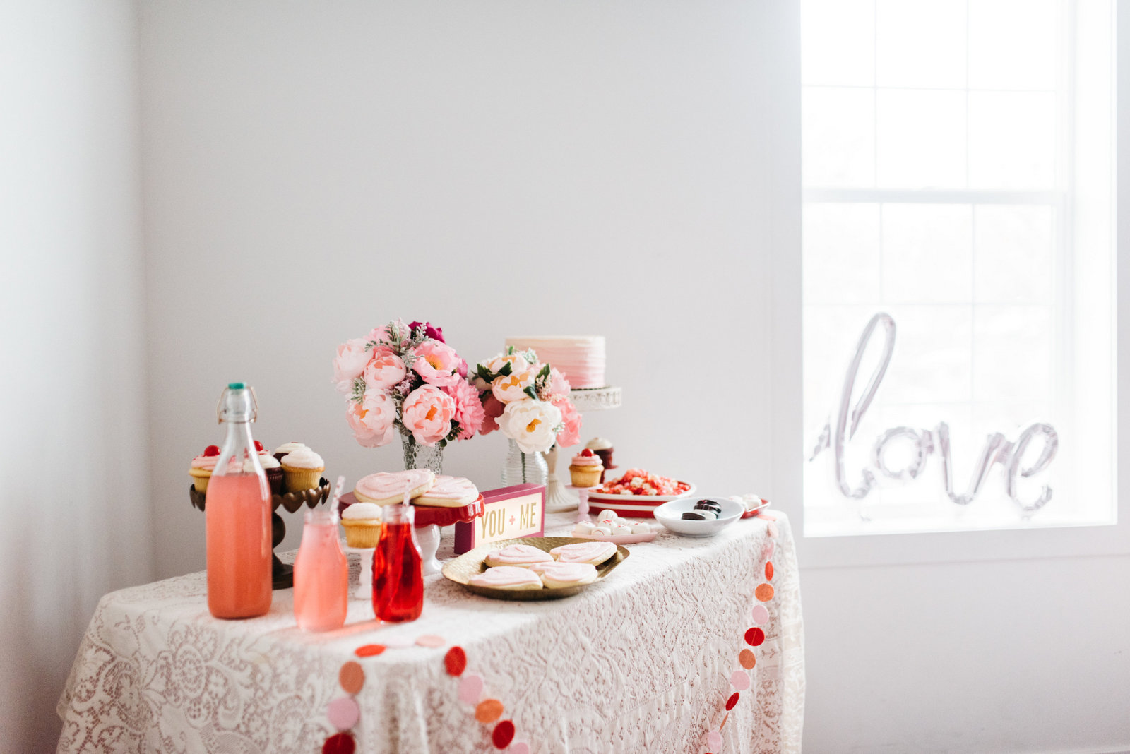 Valentine's Day desserr table