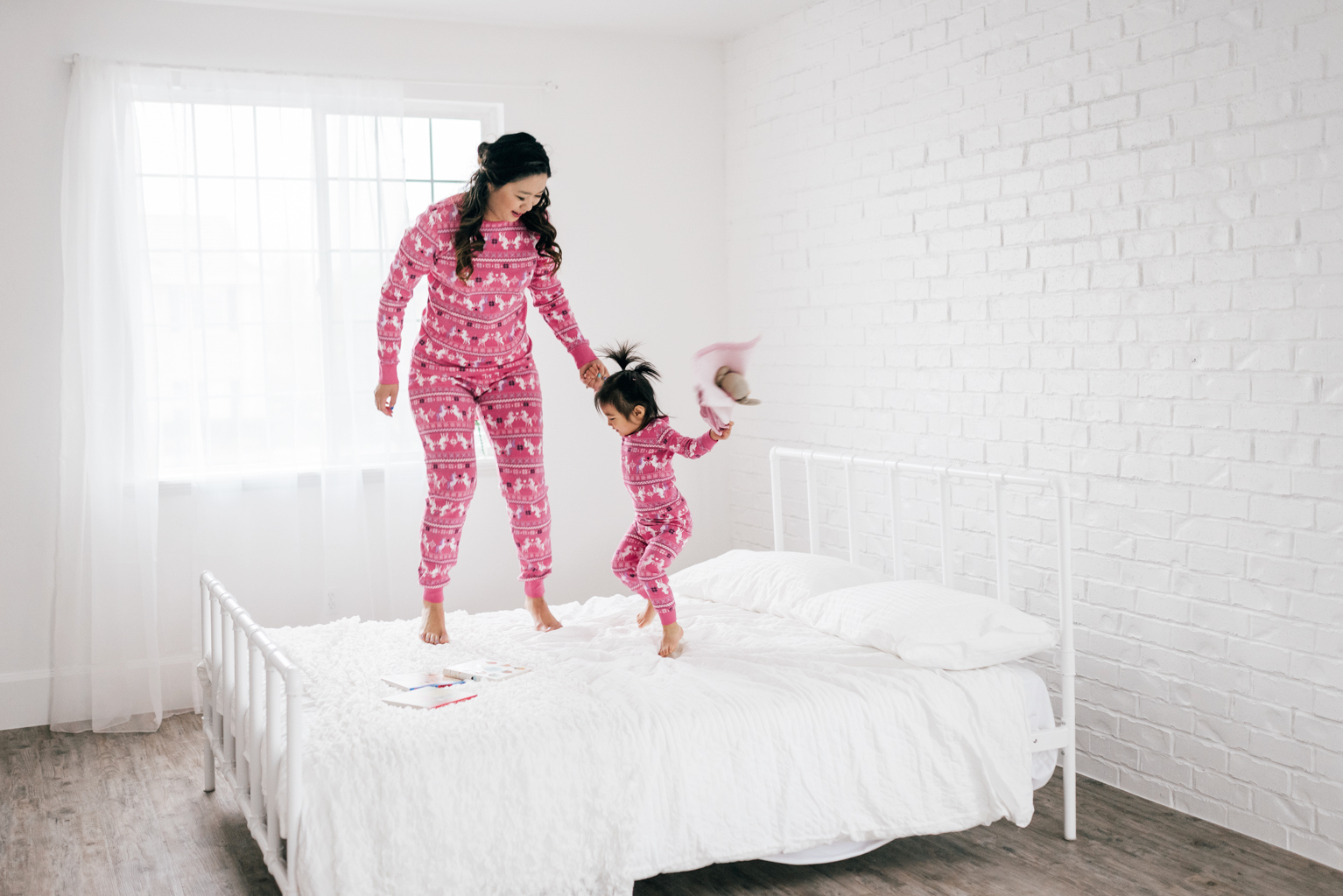 Mommy and Me Outfits: Adorable Unicorn Pajamas by fashion blogger Sandy A La Mode