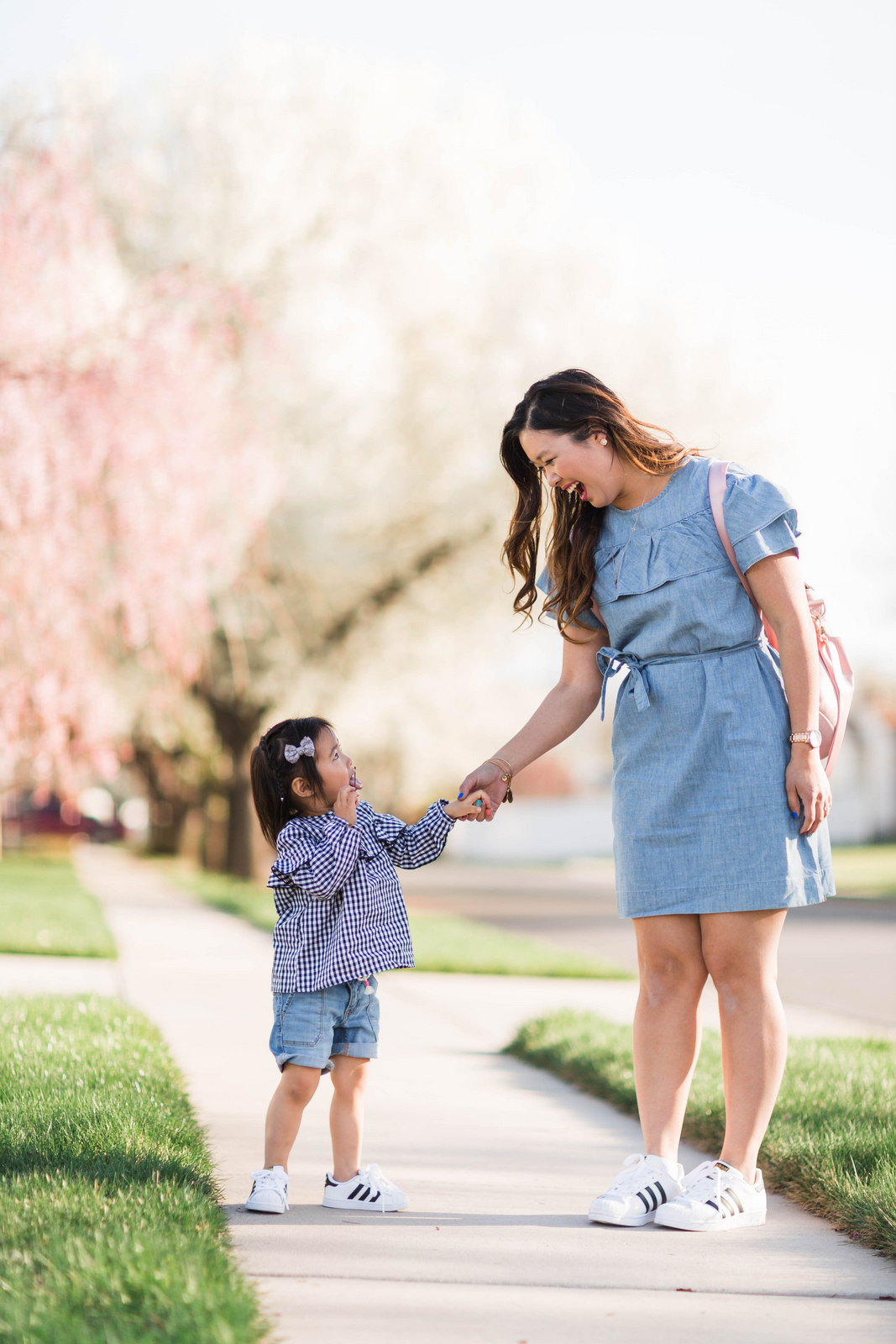 Mommy and Outfits | Adidas Superstars White | Sandy LaMode