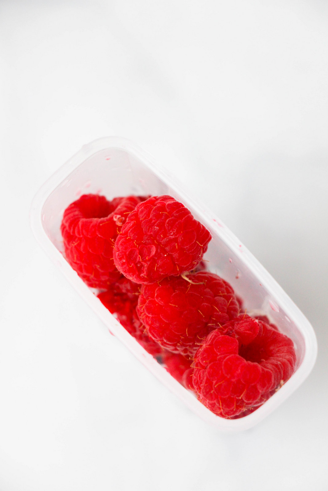 How To Make Patriotic Fruit Popsicles by popular Utah blogger Sandy A La Mode