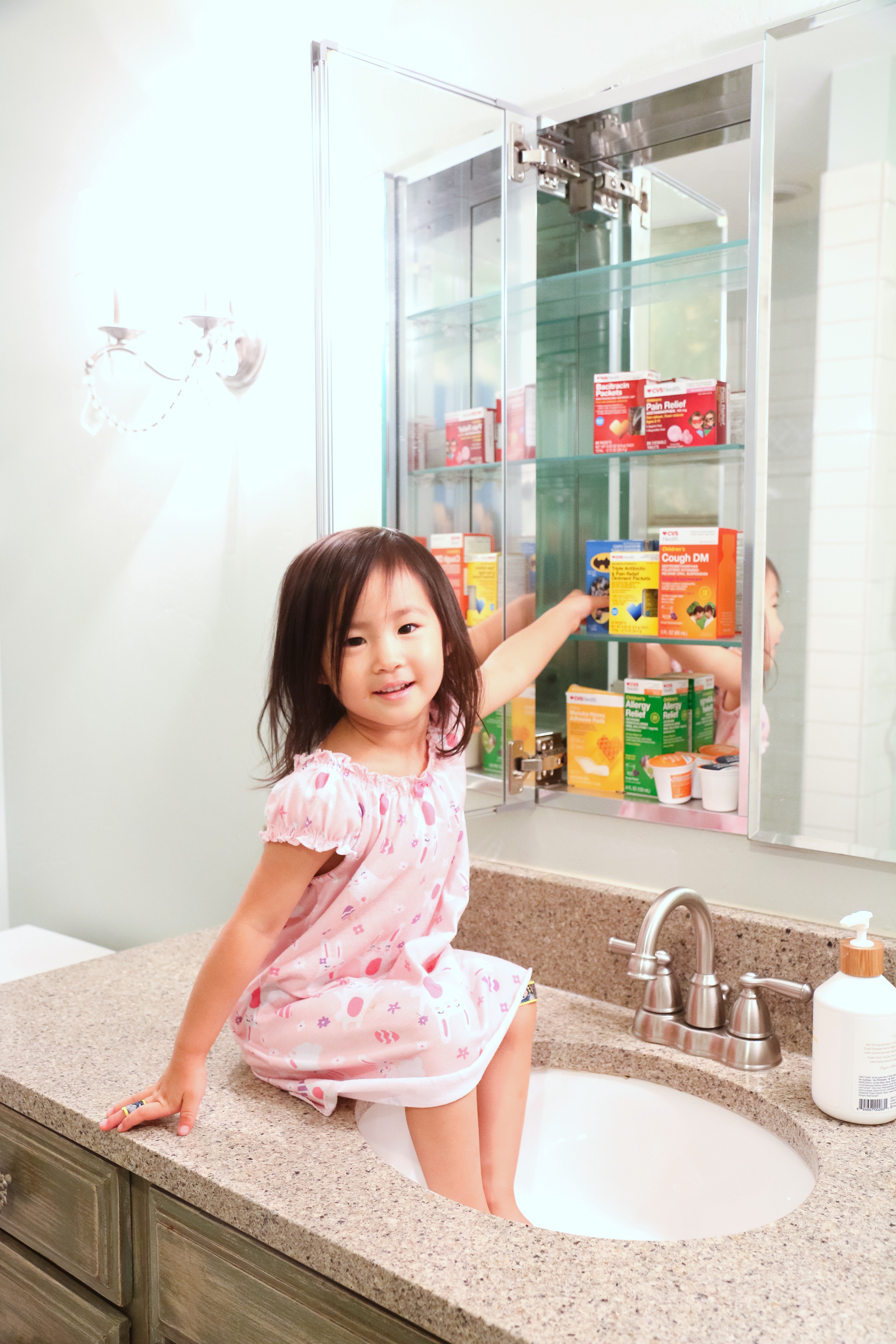 7 Family Medicine Cabinet Essentials by popular Utah blogger Sandy A La Mode