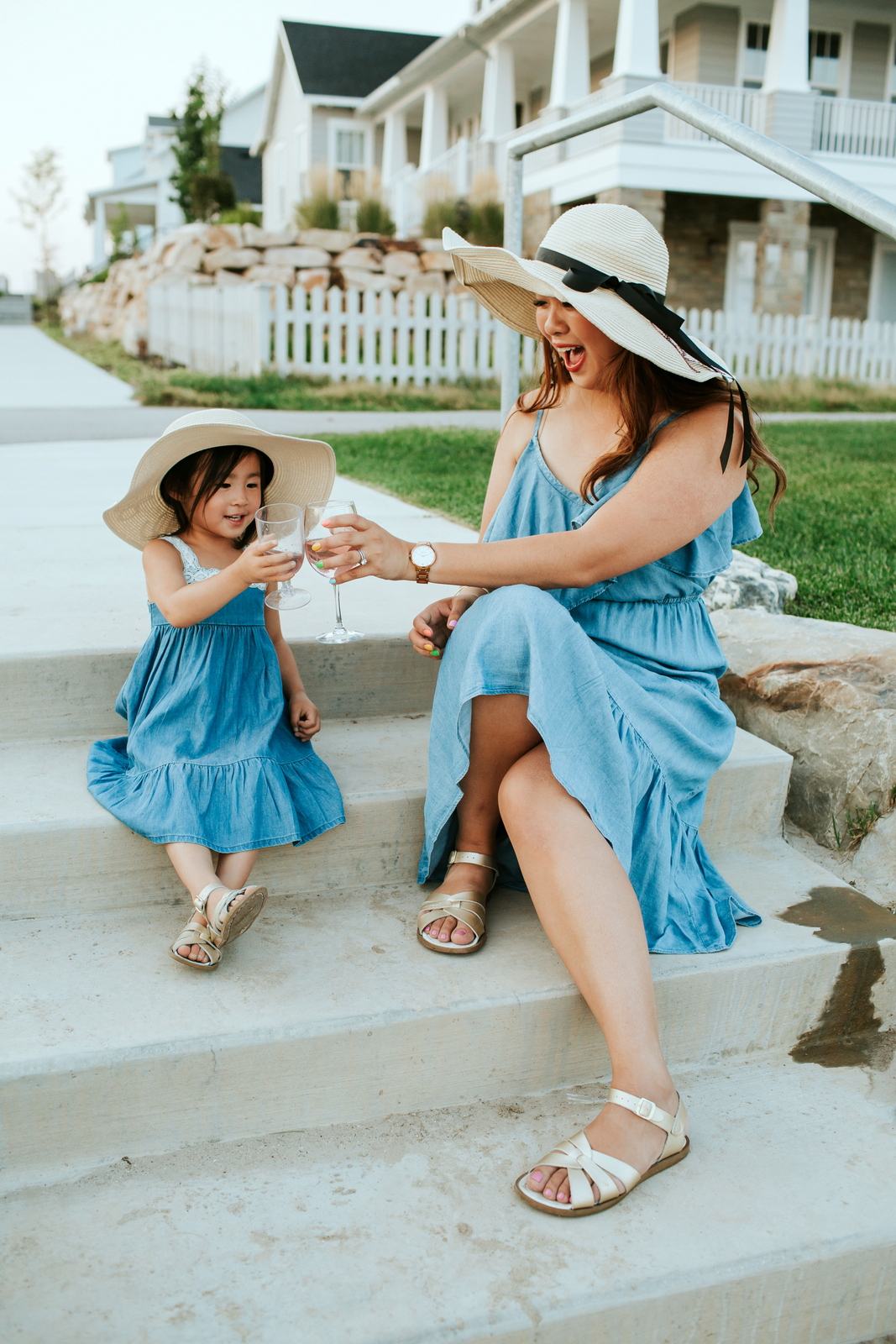 Mommy and Me Outfits: Chambray Dress & Floppy Sun Hat by Utah fashion blogger Sandy A La Mode