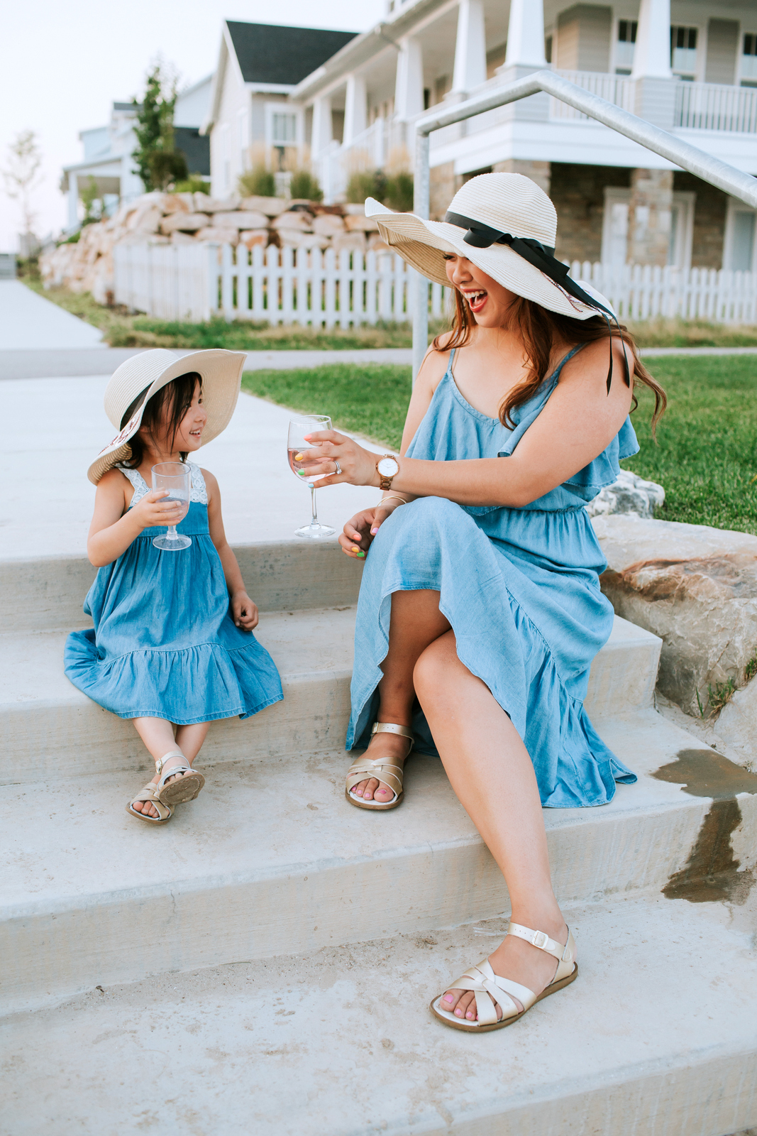 Mommy and Me Outfits: Chambray Dress & Floppy Sun Hat by Utah fashion blogger Sandy A La Mode