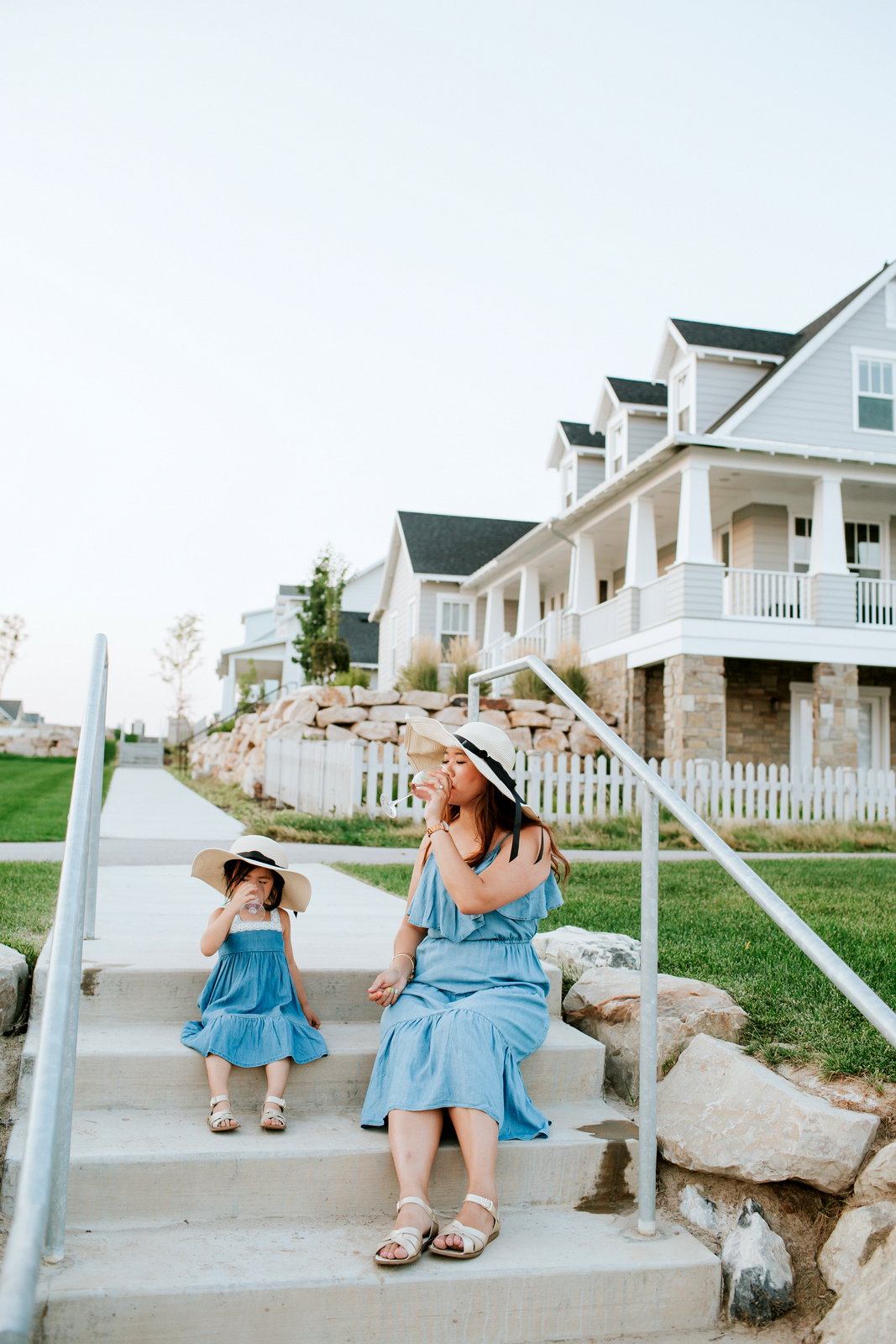 Mommy and Me Outfits: Chambray Dress & Floppy Sun Hat by Utah fashion blogger Sandy A La Mode