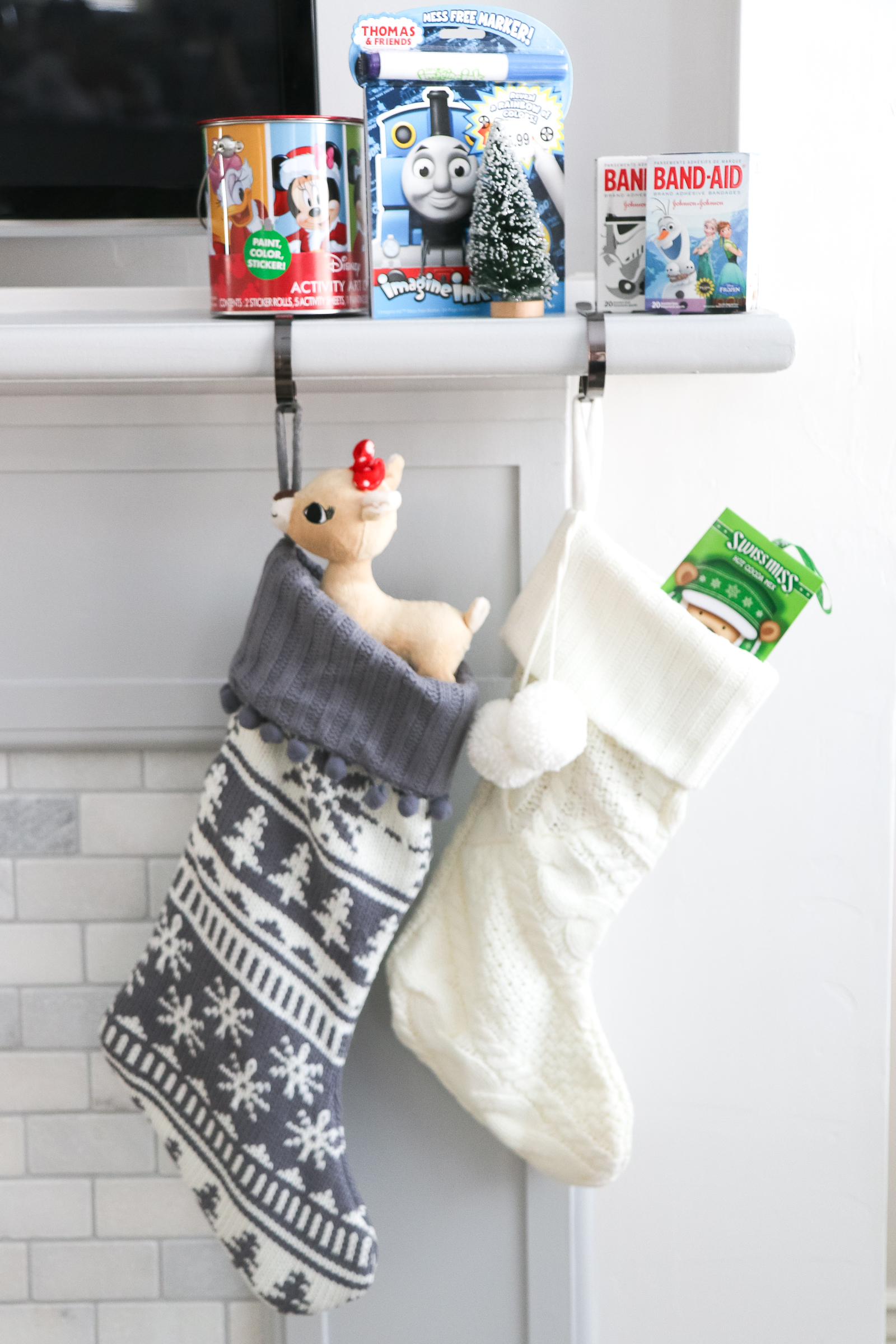 Holiday Stocking Stuffers For The Family by popular Utah blogger Sandy A La Mode
