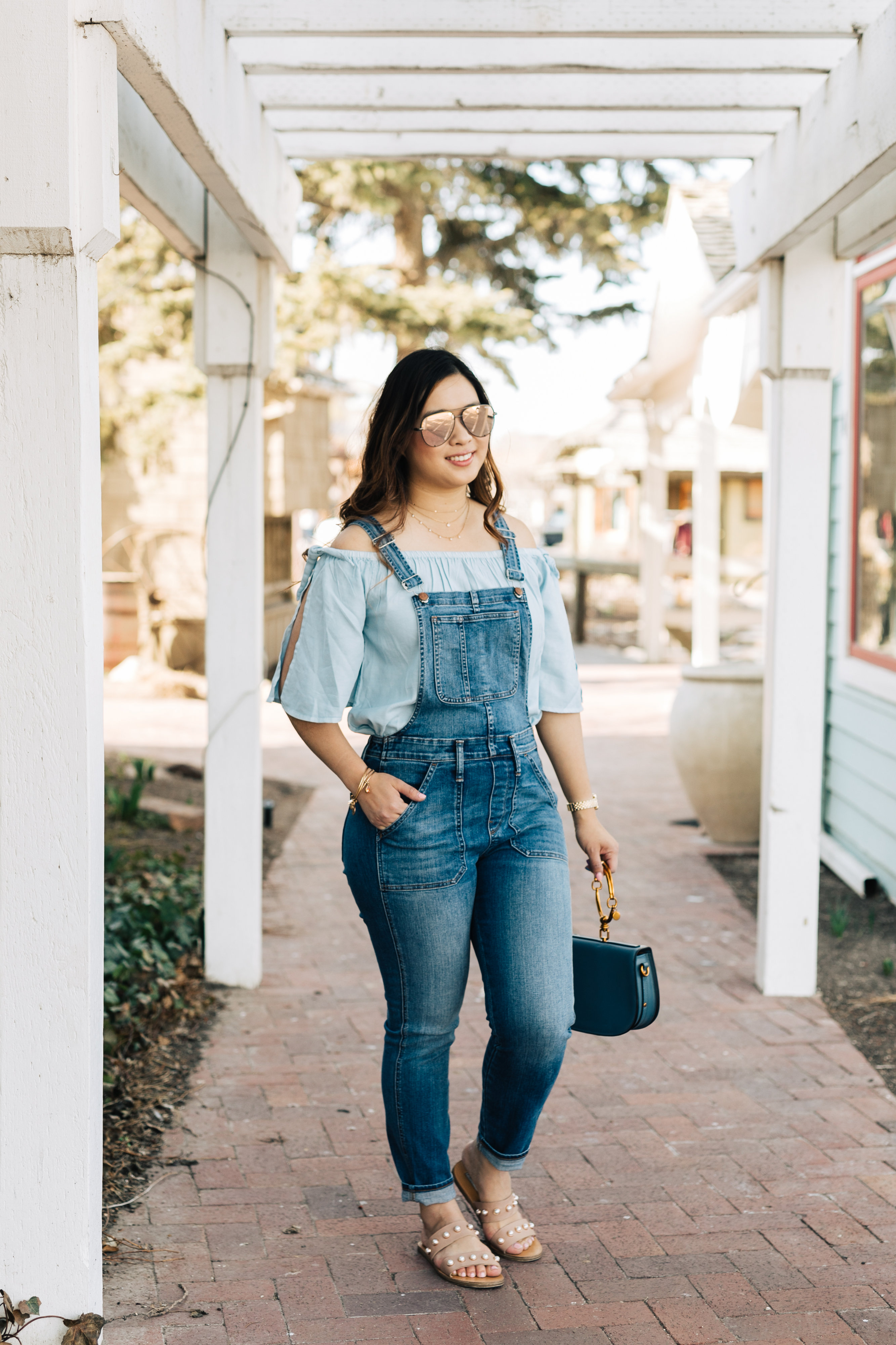 5 Chic Ways To Style Denim Overalls by popular Utah style blogger Sandy A La Mode