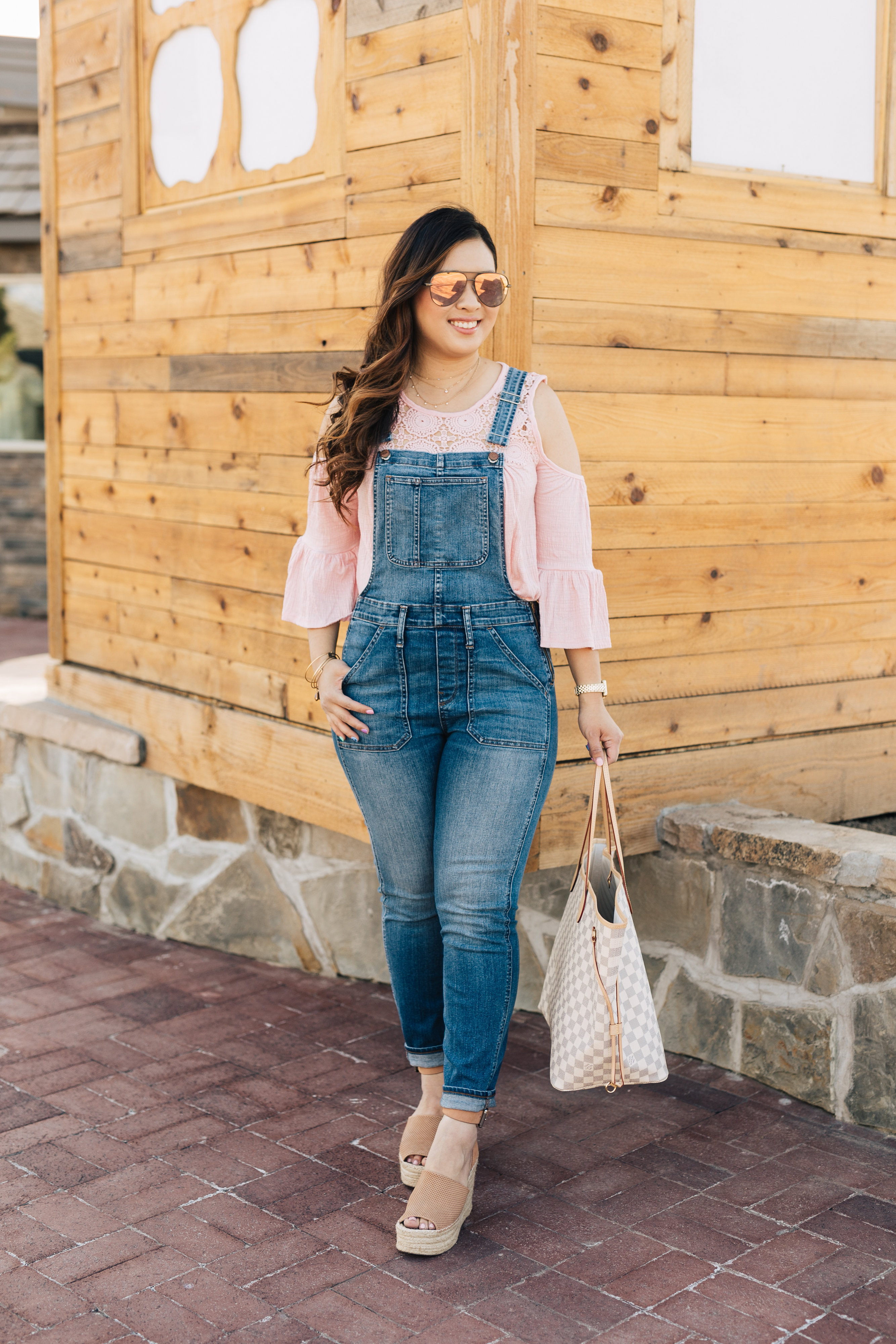 5 Chic Ways To Style Denim Overalls by popular Utah style blogger Sandy A La Mode