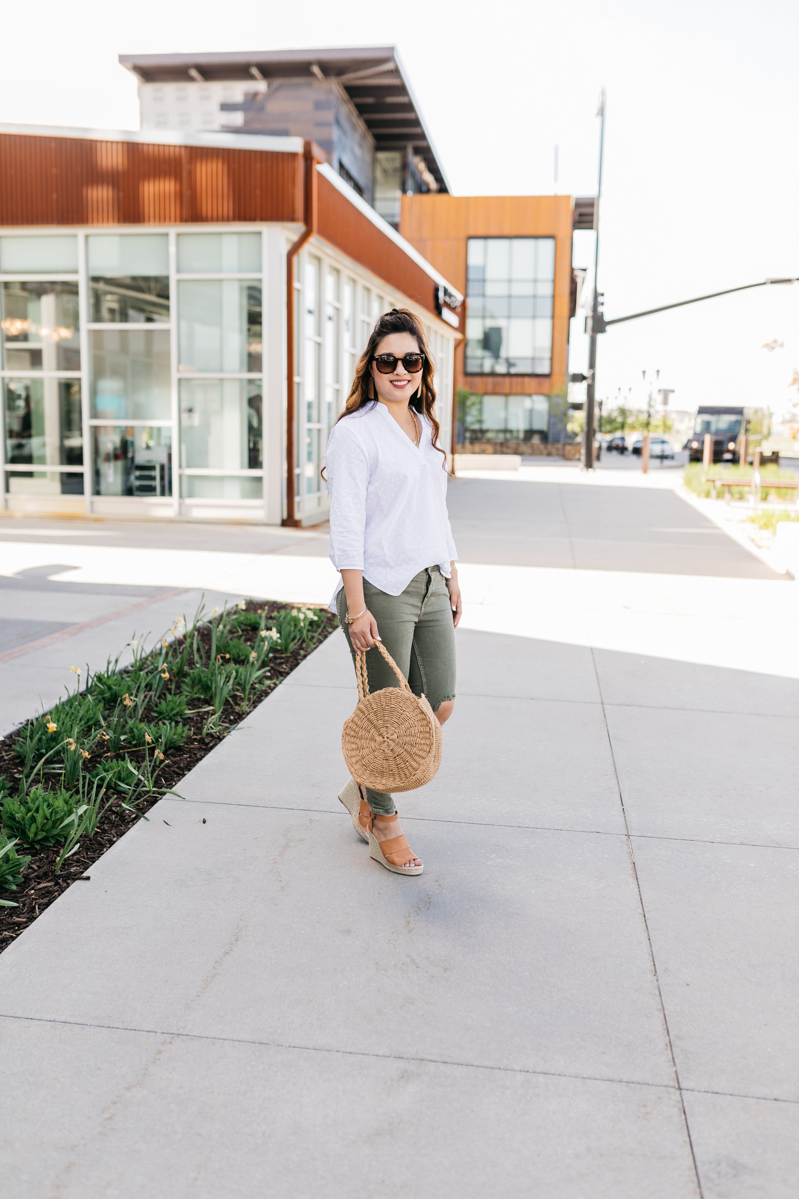 10 Ways To Style The Straw Round Bag